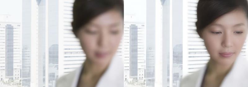 RENTOOR 用 AI 清晰化臉部模糊照片